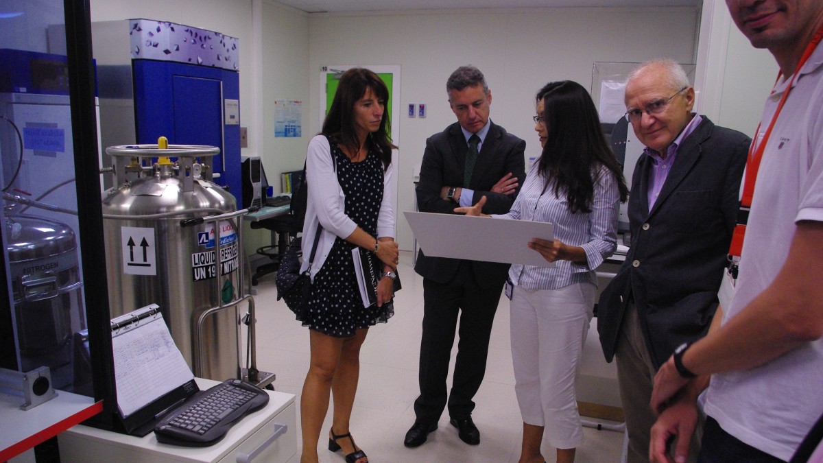 Iñigo Urkullu visita el CIC bioGUNE en Derio