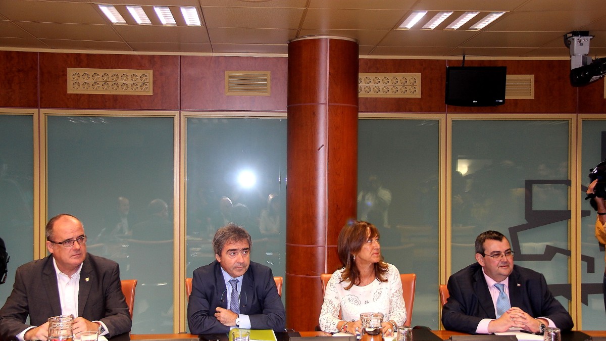 Reunión EAJ-PNV y PSE-EE en el Parlamento Vasco