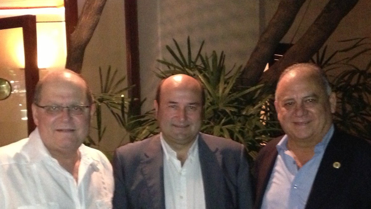 Andoni Ortuzar en Venezuela