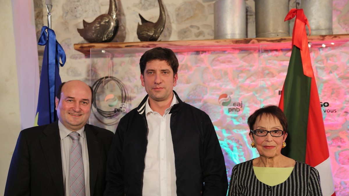 EAJ-PNB presenta en Baiona a sus candidatos para las eleciones municipales del Estado frances