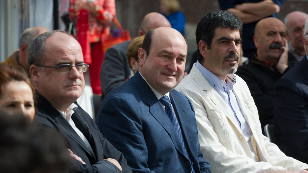 Homenaje a concejales de EAJ PNV en el ayuntamiento de Donostia