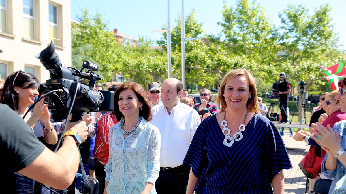 Izaskun Bilbao exige Democracia con mayúsculas para Euskadi