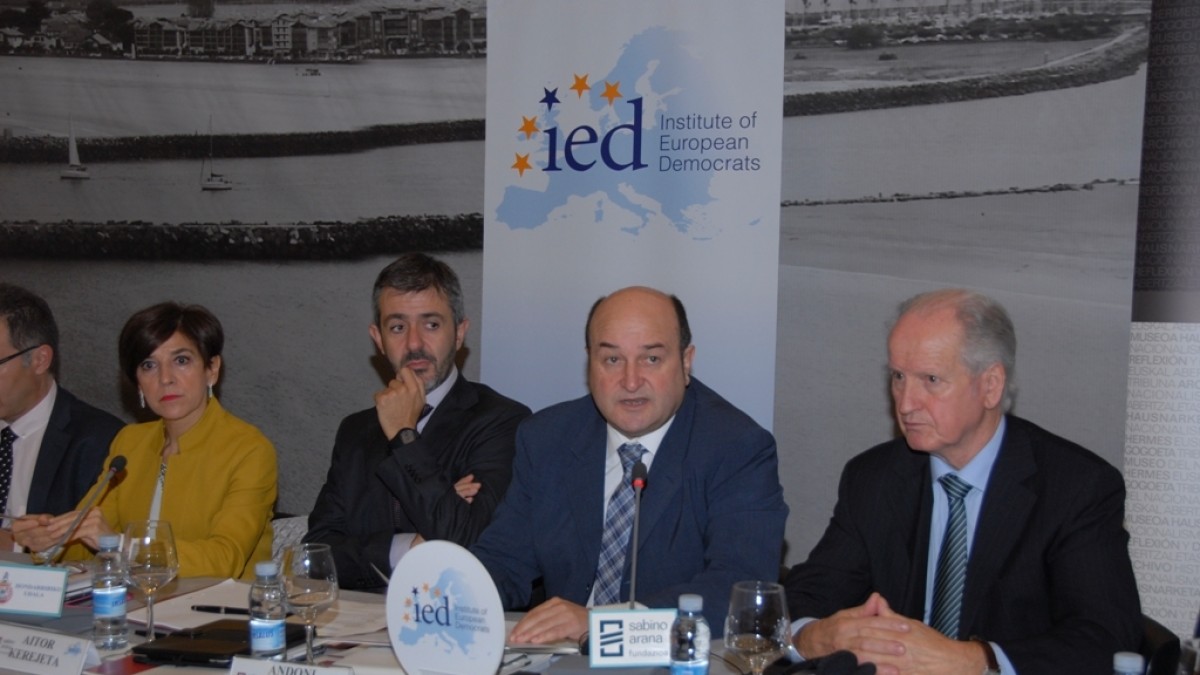 Jornada con expertos en cooperación transfronteriza 