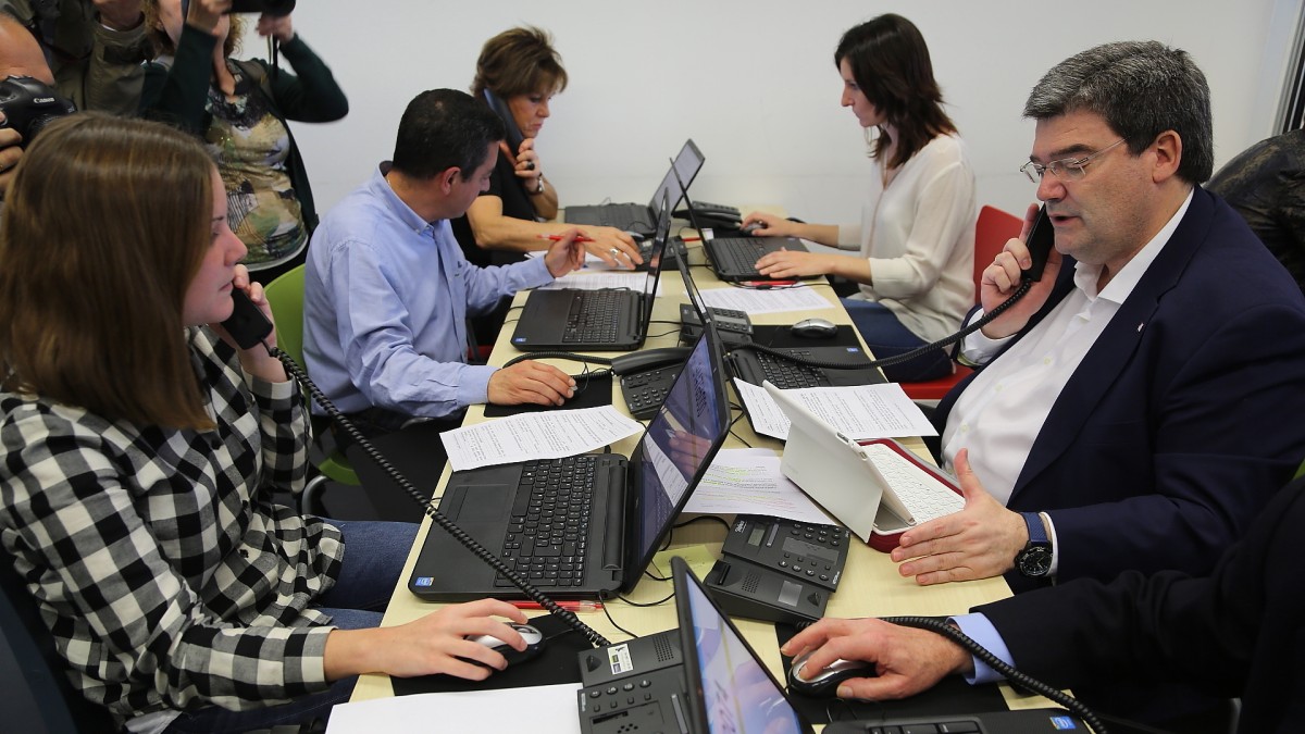 Puesta en marcha del call center de EAJ-PNV en Bizkaia