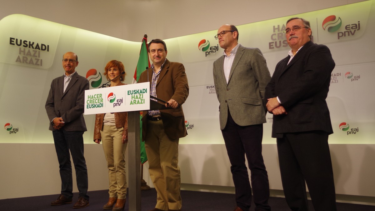 Mikel legarda, Almudena Otaola, Aitor Esteban, Joseba Agirretxea, Jose Maria Cazalis