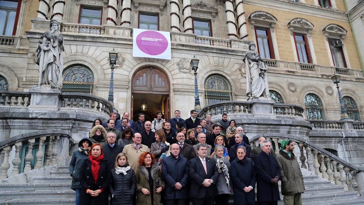 EAJ-PNVk  gaur parte hartu du Maliko gertakariak gaitzesteko egin diren elkarretaratzeetan