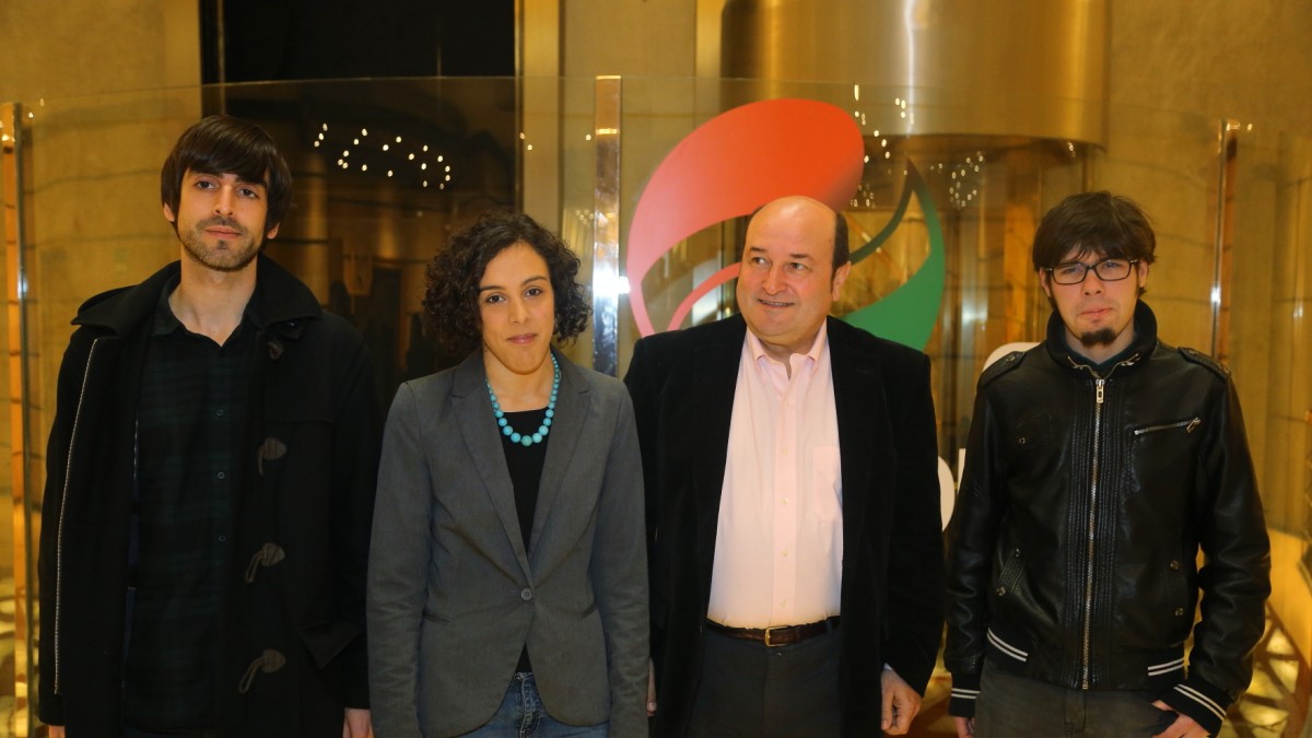EAJ-PNV eta Podemos Euskadi gaur,  Sabin Etxean