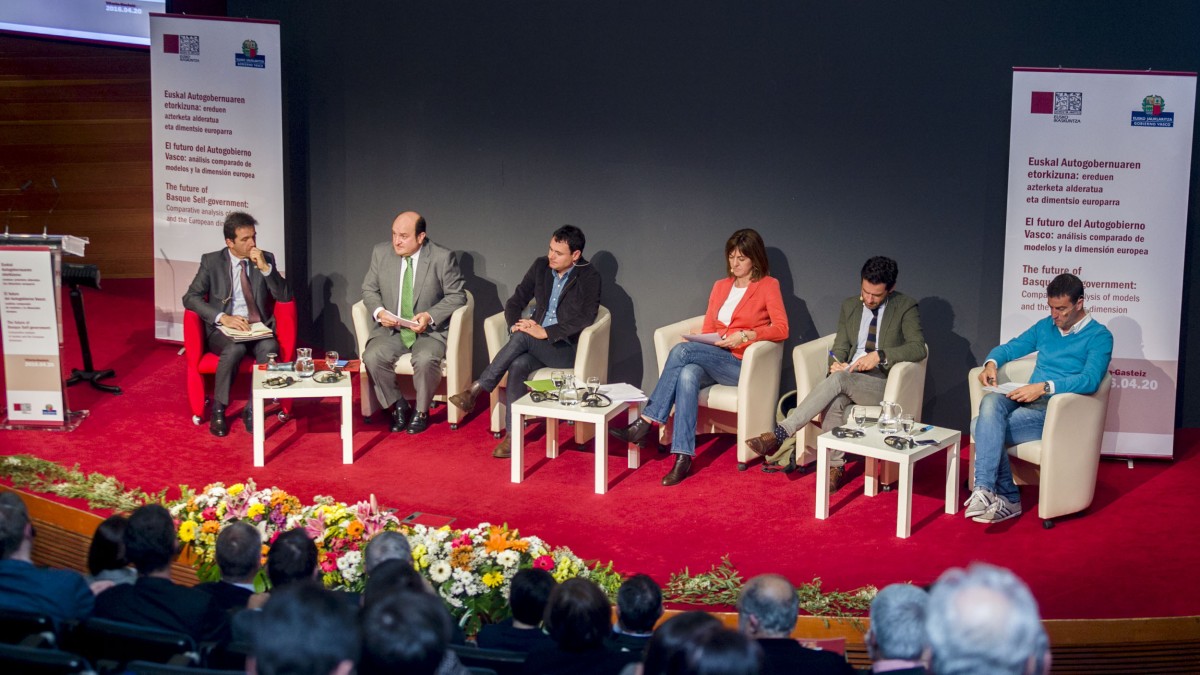 Eusko Ikaskuntza: Jornada sobre el futuro del Autogobierno Vasco