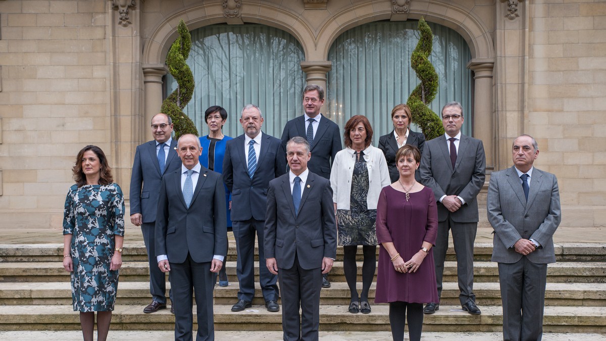 Los consejeros del Gobierno Vasco toman posesión de sus cargos
