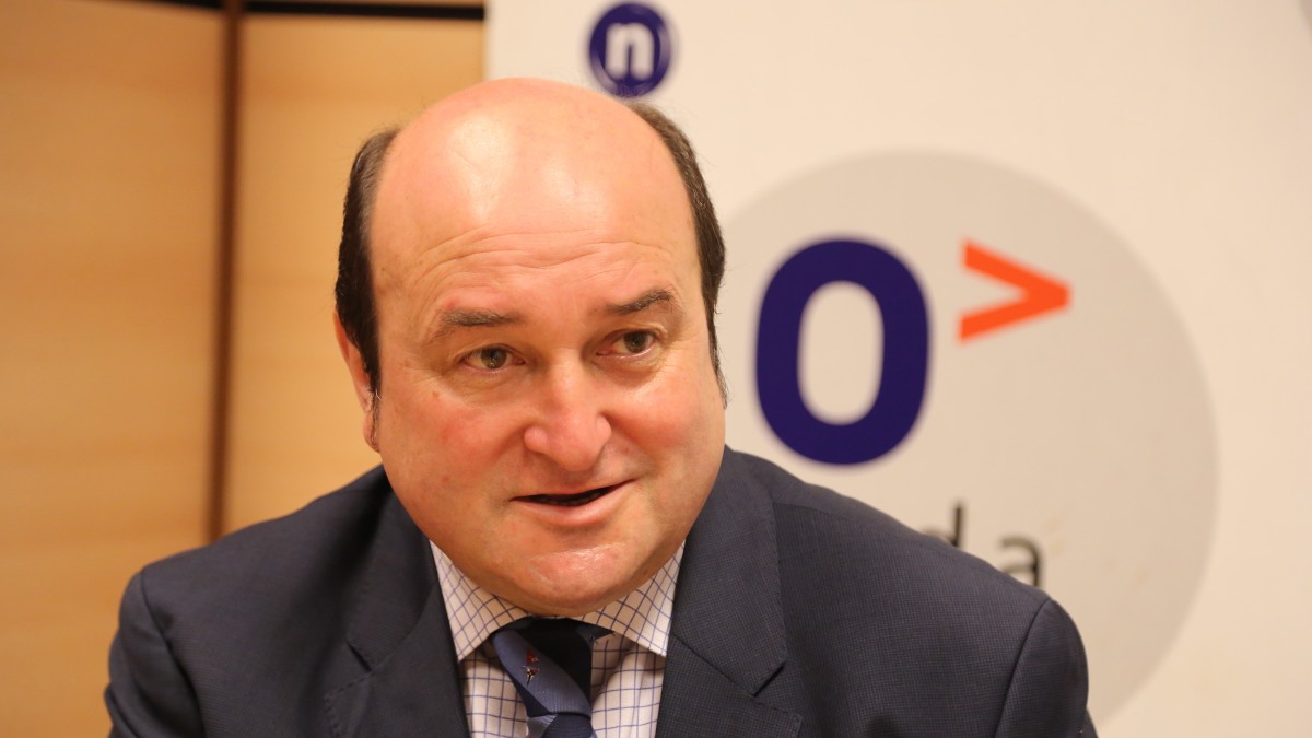 Andoni Ortuzar Onda Vasca irratian