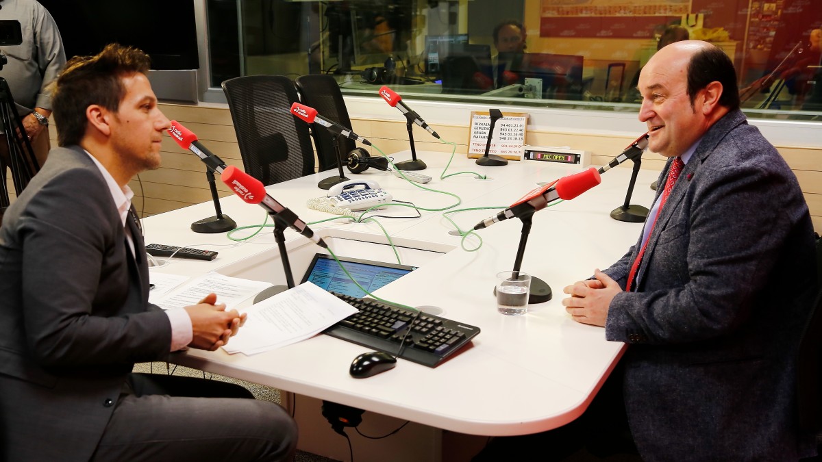 Andoni Ortuzar Radio Euskadiren Boulevard saioan