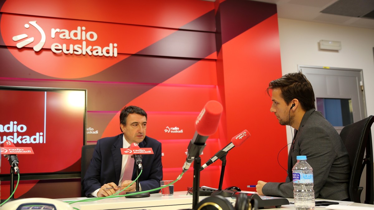 Aitor Esteban Radio Euskadiren Boulevard saioan