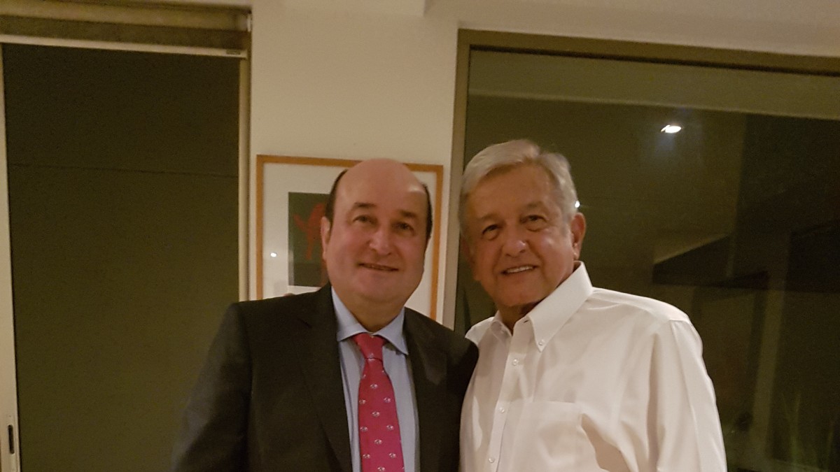 Andrés Manuel López Obrador 