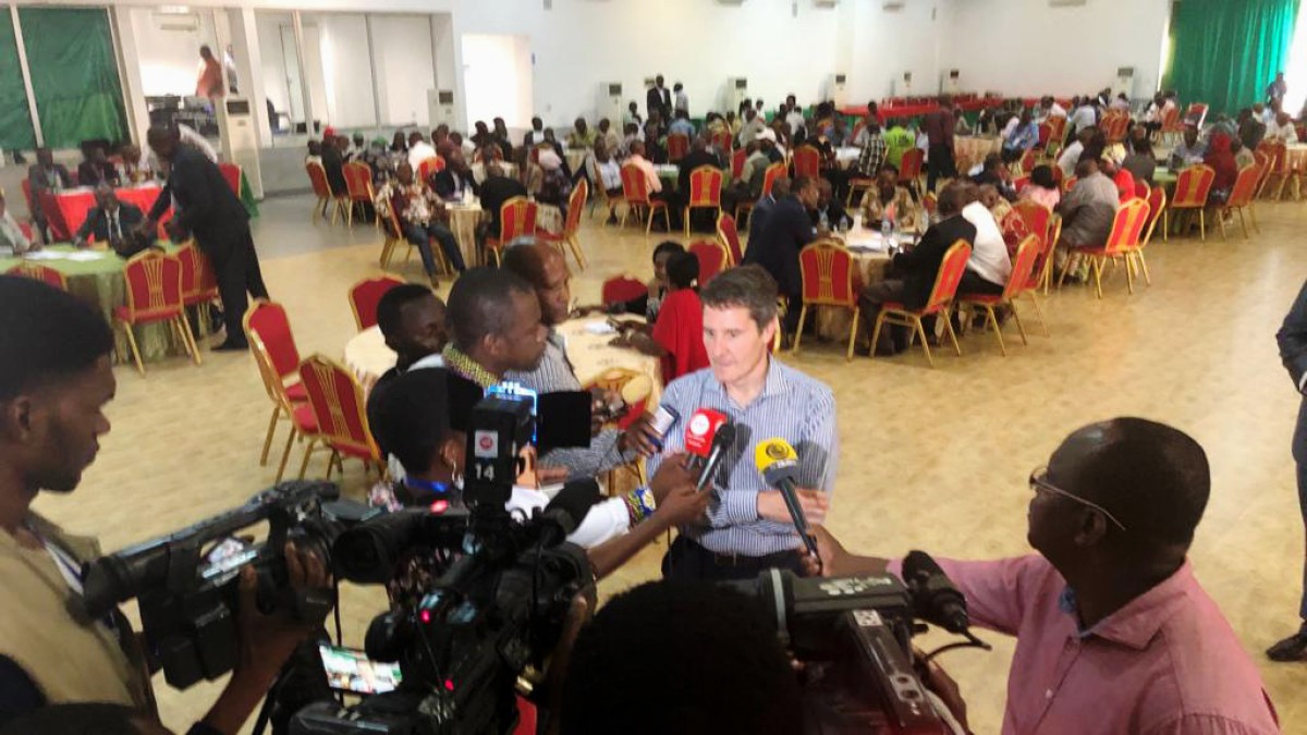 Mikel Burzako y Jokin Bildarratz con UNITA en Angola