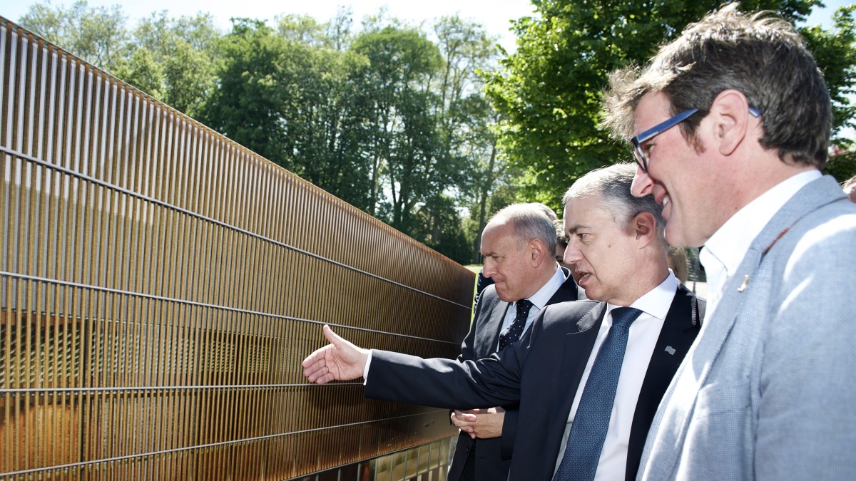 Auditorioari buruzko ekitaldia. Gorka Urtaran, Ramiro Gonzalez, Iñigo Urkullu