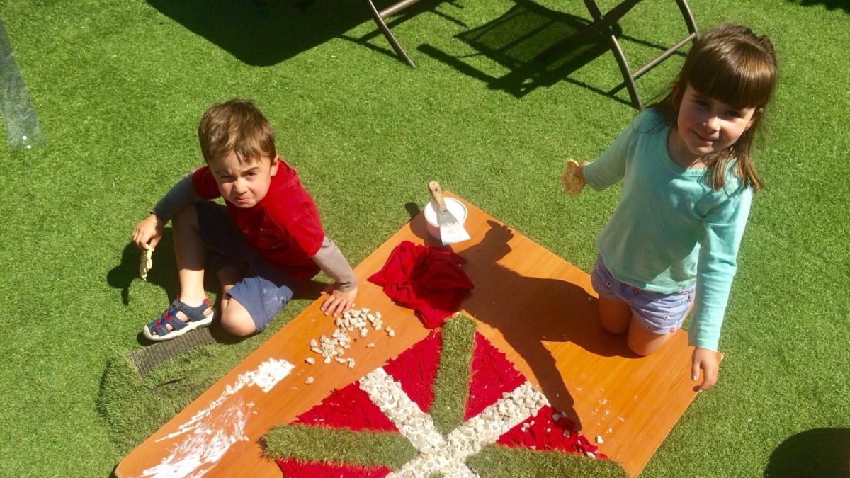 Aberri Eguna 2020 Lortuko dugu - Euskadi Aurrera - Ikurriña Etxean