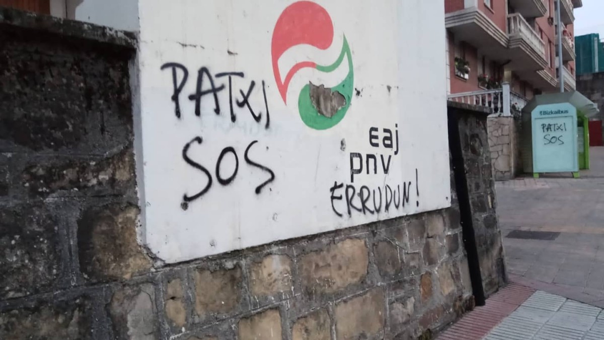 Pintadas en batzokis Bizkaia 202006010 Burtzeña