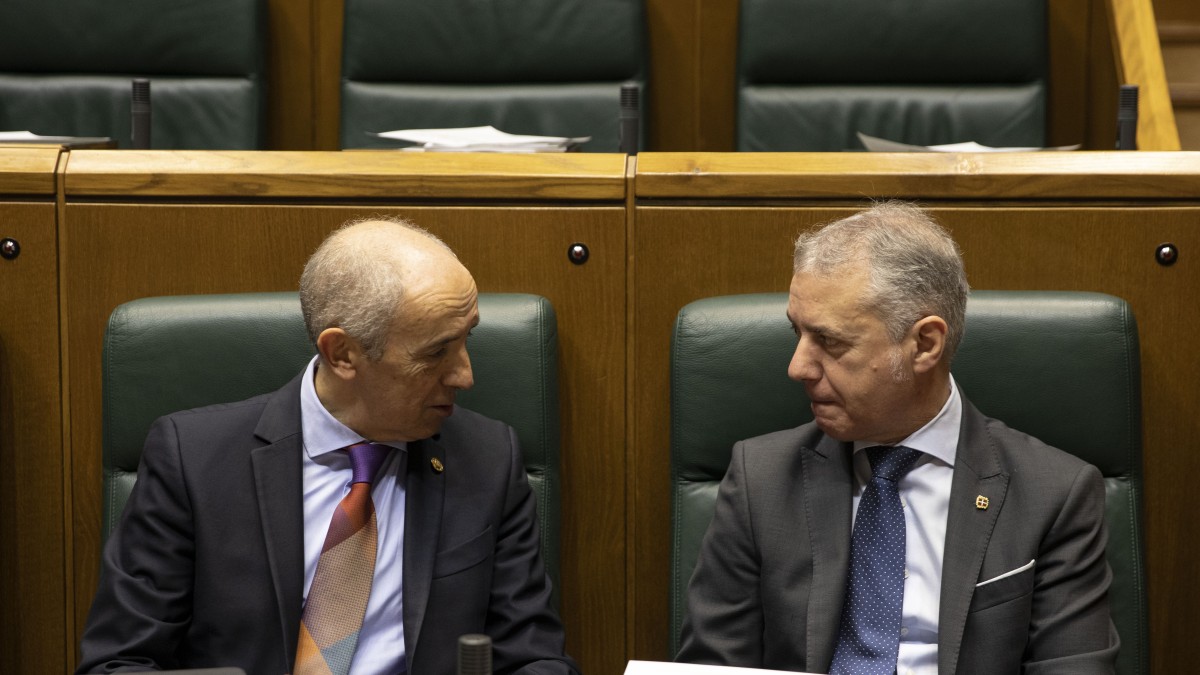 Pleno Ordinario en el Parlamento Vasco (15-12-2022)