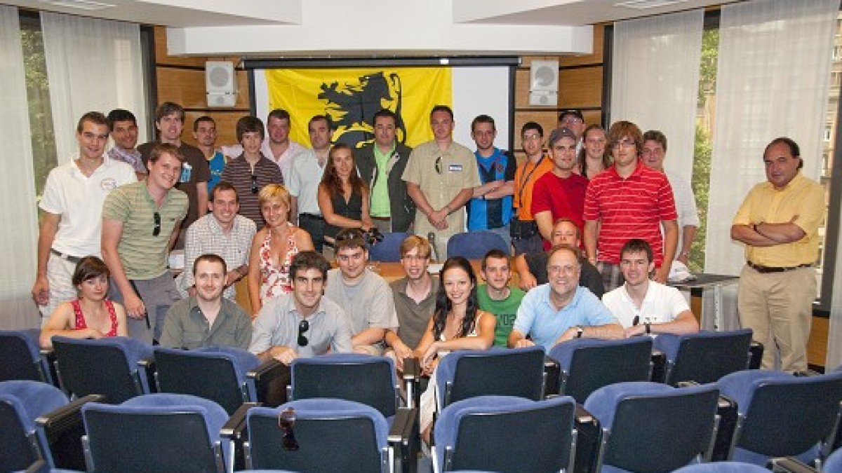 Flandes-ko Alderdi Abertzaleko kide gazteak