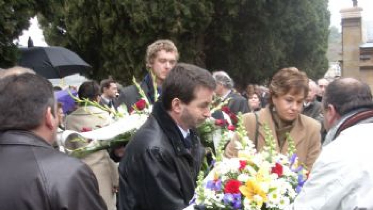 Manuel de Irujo ha recibido en Lizarra un sentido homenaje de amigos, familiares y responsables políticos