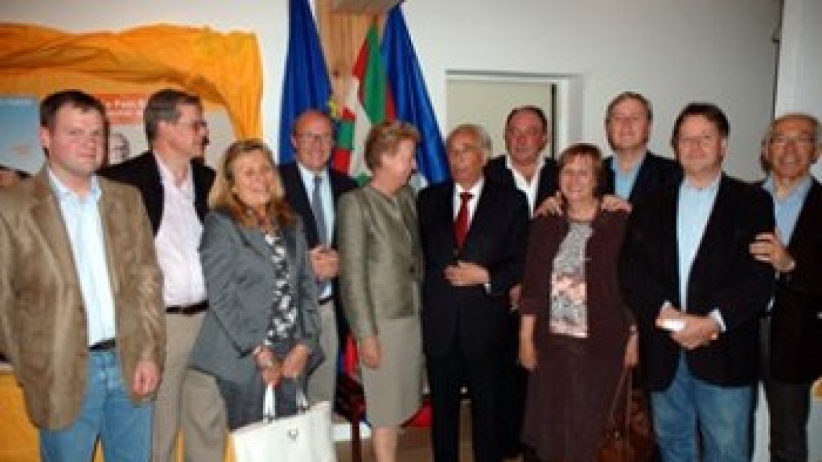 UDF se reúne con Didier Borotra