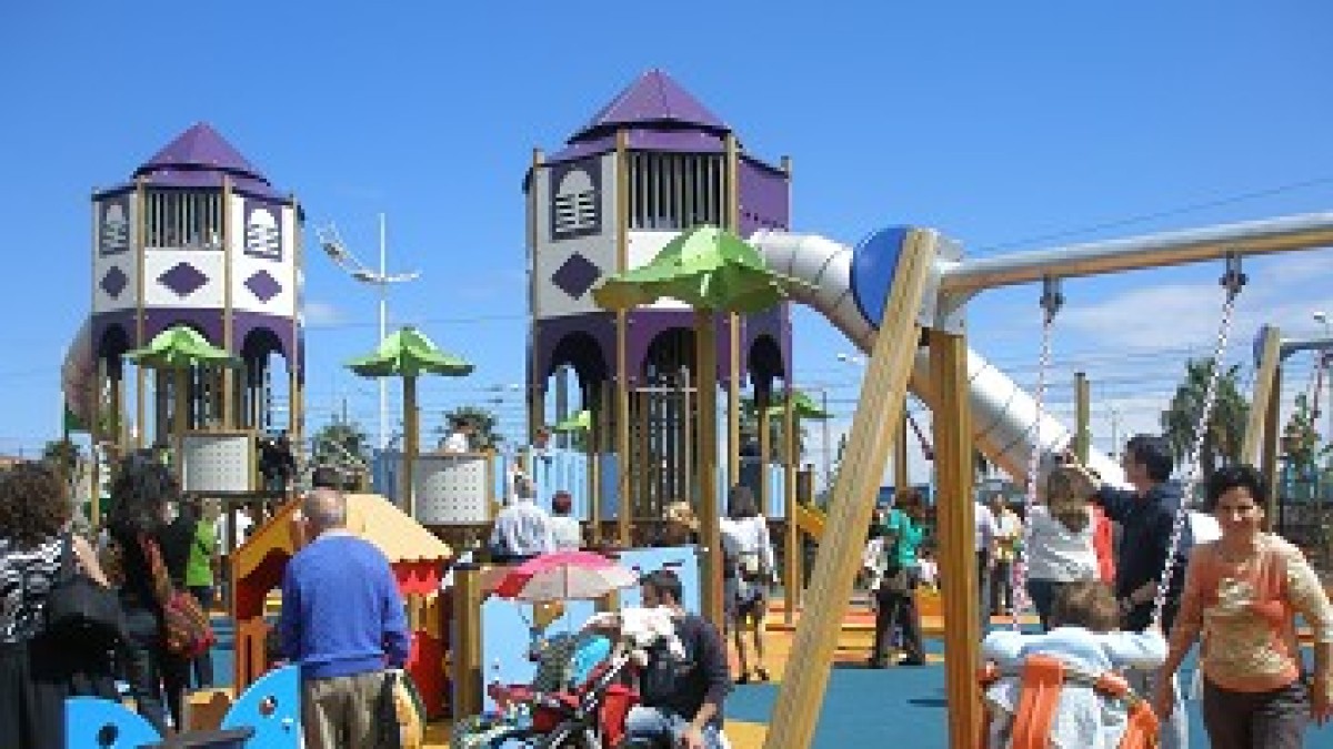 Santurtzi estrena la mayor zona de ocio infantil del municipio