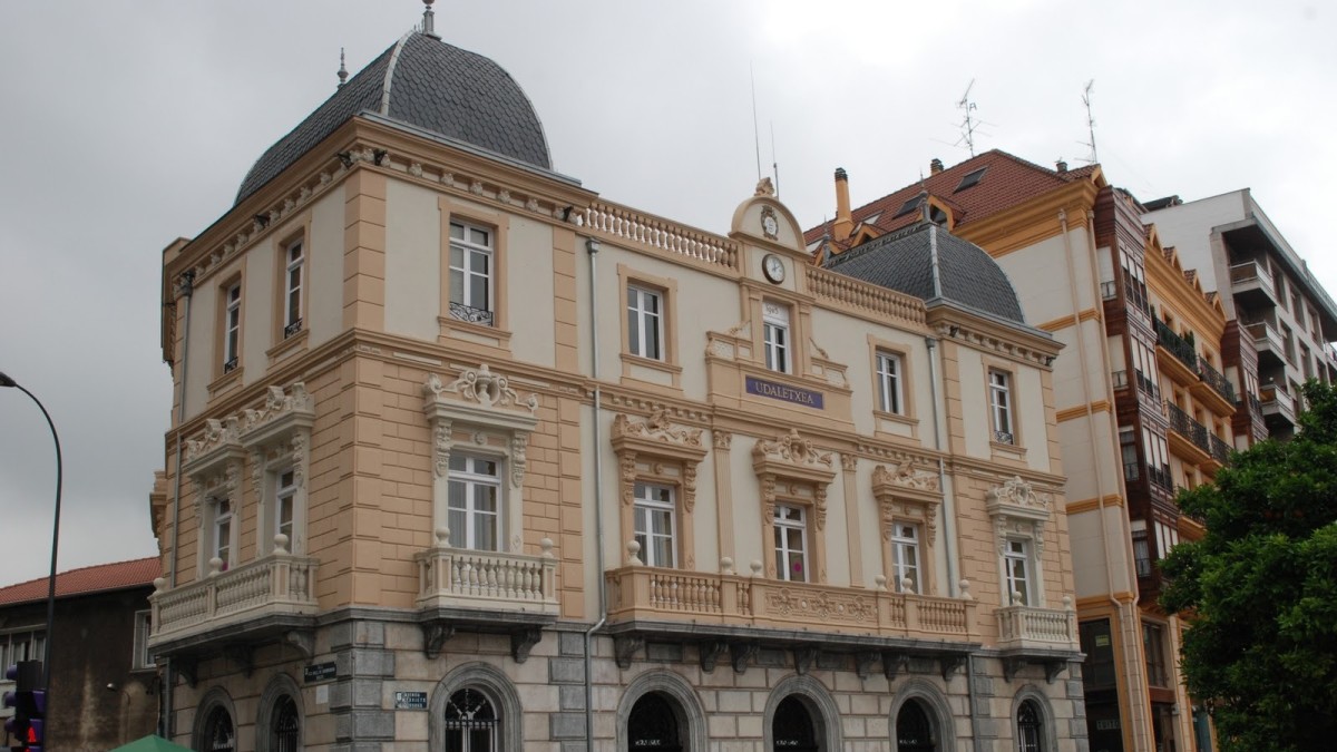 El Ayuntamiento de Santurtzi aprueba una serie de medidas para suavizar los efectos de la crisis en diferentes colectivos