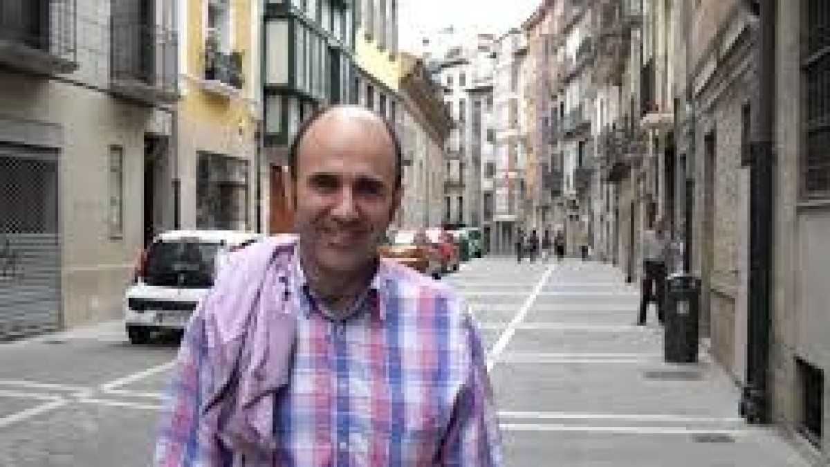 Manu Ayerdi: “Se han producido hechos lo suficientemente graves para justificar un adelanto electoral”