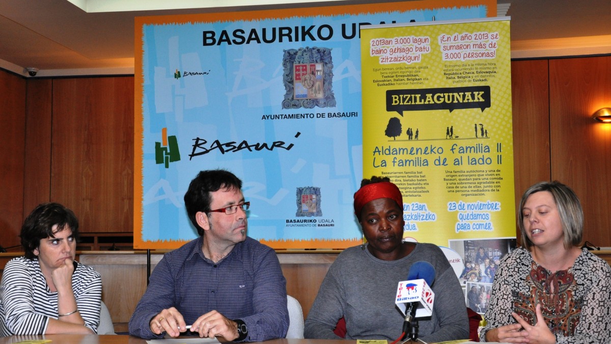 Familias o personas autóctonas compartirán mesa y mantel con otras de origen extranjero en Basauri el domingo 23 de noviembre