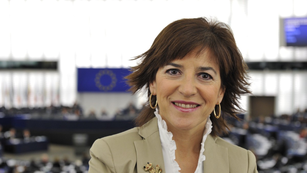 Izaskun Bilbao recuerda en Bruselas que la lucha por la igualdad empieza en cada persona
