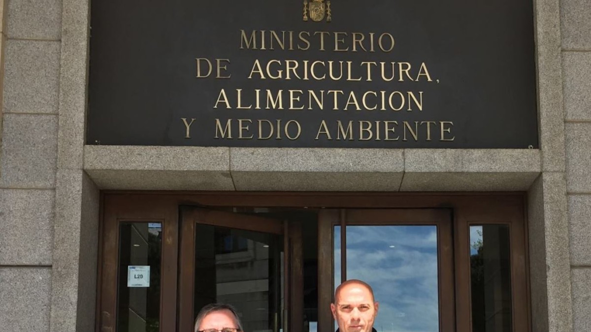 Cazalis respalda al alcalde de Lekeitio para pedir a la Dirección de Costas la concesión del astillero Mendieta