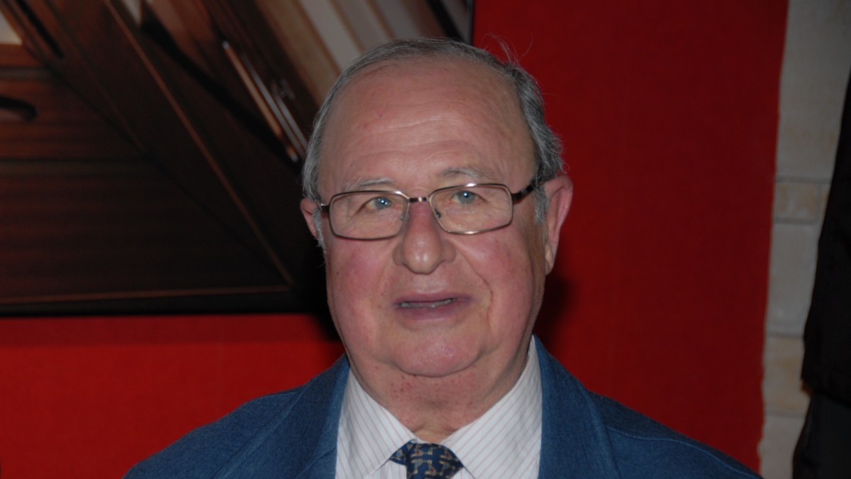 EAJ-PNVk Eduardo Vallejo de Olejua “solaskide nekaezinaren” heriotza deitoratu du, “negoziatzeko borondate hura” leku guztietara eraman zuela gogoratuz  