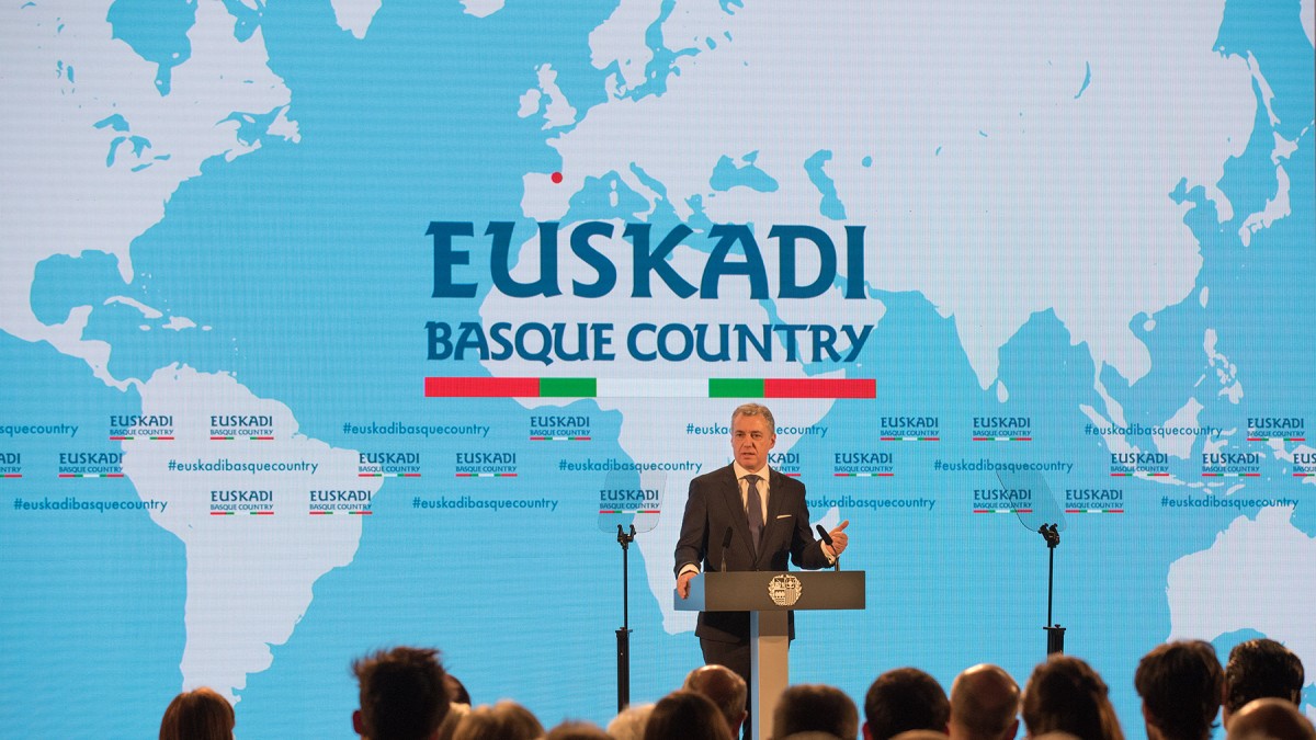 El Lehendakari llama a toda la sociedad a sumar para reforzar la proyección de Euskadi Basque Country en el mundo