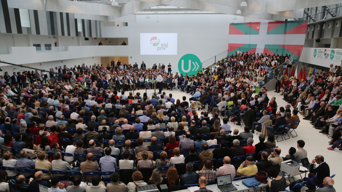 A-10ean hauteskundeak errepikatu behar badira A-28rako onetsi ziren zerrendak berronestea proposatuko dio EBBk Aberri Batzarrari