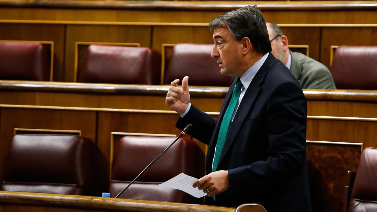 Aitor Esteban a Pablo Iglesias: “Si quiere éxito” con la renta mínima vital, “más diálogo con los posibles socios y menos prisas”