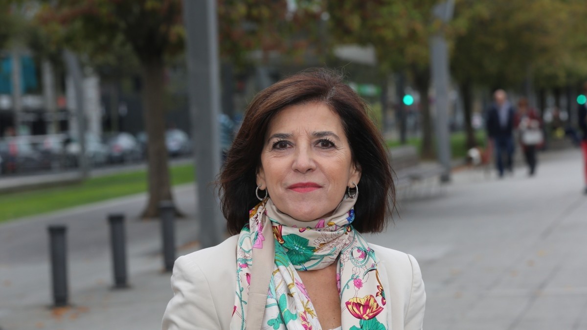 Izaskun Bilbao considera una necesidad social, ambiental y económica, renovar la legislación europea de transporte por carretera