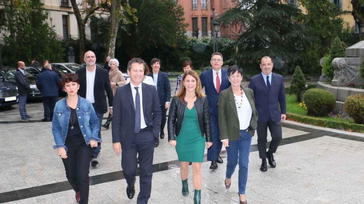 EAJ-PNVren iritziz, Konstituzioa ezin da Estatu buruak egin litzakeen legez kanpoko ekintzetarako bulda izan