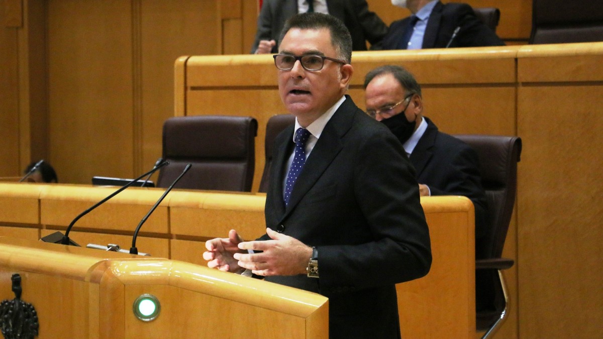 EAJ-PNVk 16 urtetik gorakoei botoa emateko eskubidea zabaltzeko eztabaida 