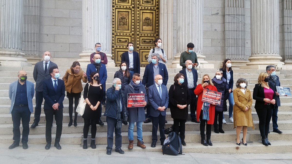 El Grupo Vasco vota a favor de la Ley que regula la eutanasia