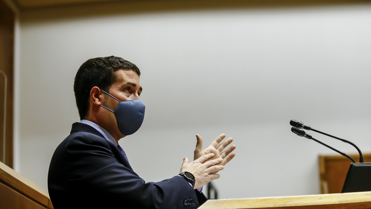 EAJ-PNV defiende la necesidad de aumentar las energías renovables para luchar contra el cambio climático