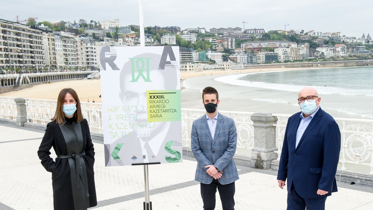 RIKARDO ARREGI kazetaritza sariaren aurtengo deialdia aurkeztu da