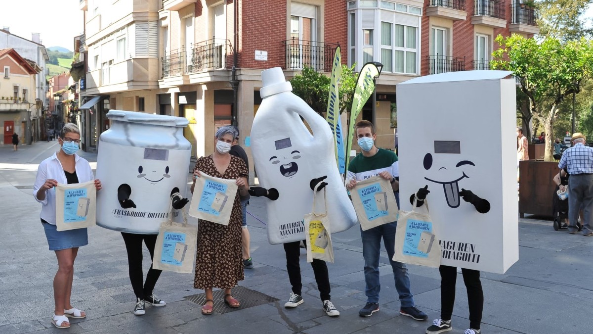   El Ayuntamiento de Andoain llama a la ciudadanía a mejorar la recogida selectiva de residuos