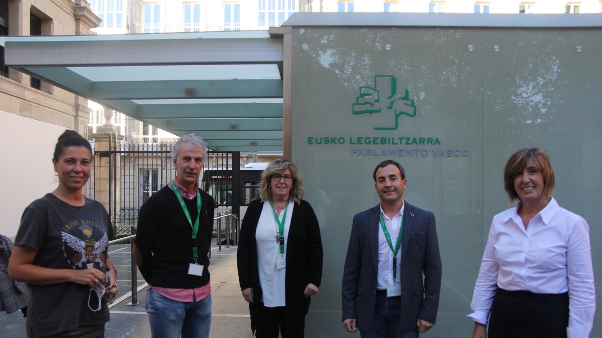 El Parlamento Vasco avala la propuesta de EAJ-PNV para trabajar en la reactivación de la Comarca del Bajo Deba