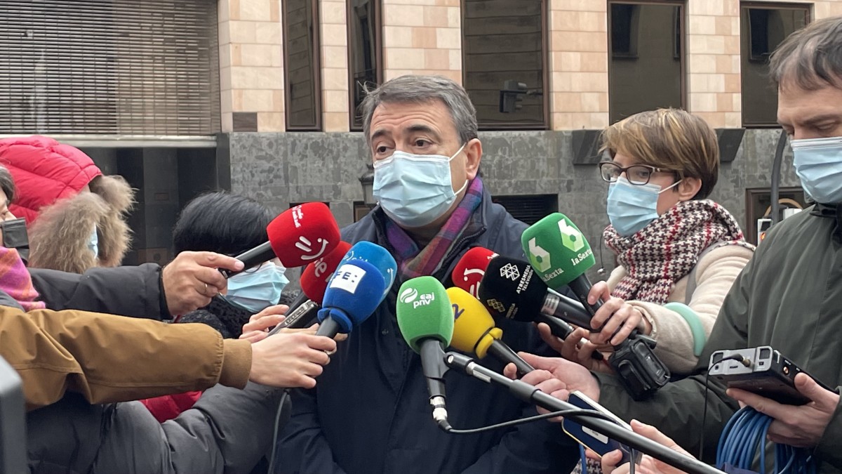 Aitor Esteban, ante una posible modificación de la Constitución: “Lo primordial es el reconocimiento de la nación vasca, la bilateralidad, un árbitro neutral y el derecho a decidir”
