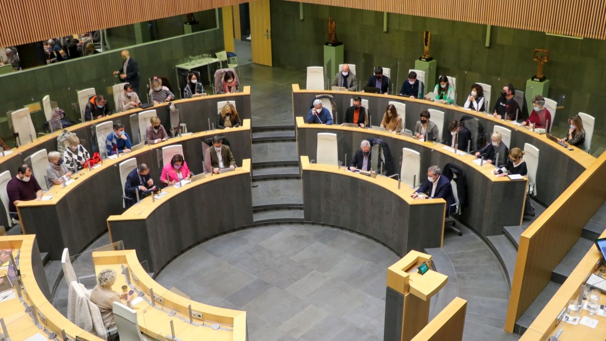 2022ko foru aurrekontuak onartu dira, etorkizun “sozial, berde eta lehiakorrago baterantz” aurrera egiteko