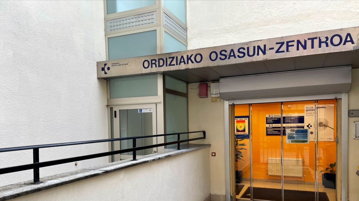Ordiziako udalak trasteak kendu ez dituelako Osakidetzak anbulatorioko obra hasi ezin