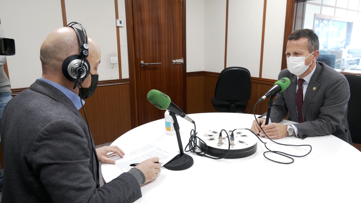 Jokin Bildarratz: “El eje del documento que trabaja el Parlamento es el alumnado, y que éste reciba una educación integral”