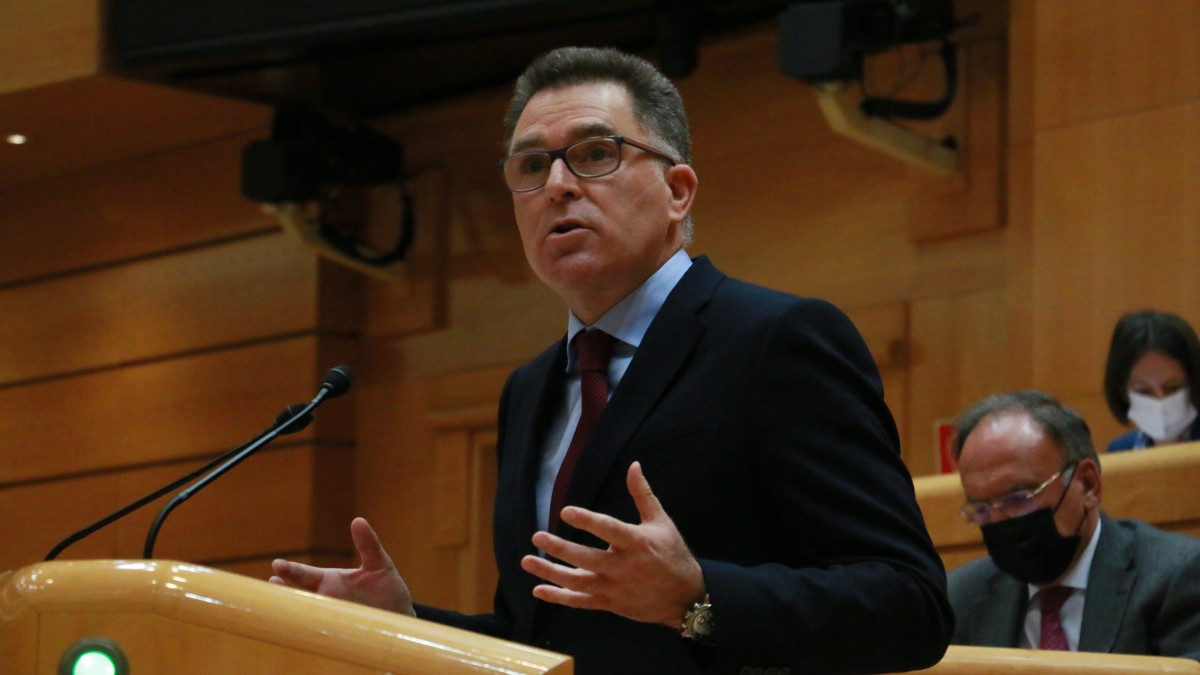 Imanol Landak haurdunaldia borondatez eteteko kliniketara joaten diren emakumeen jazarpenaren aurkako babesa zabaltzeko “galdutako aukera” deitoratu du