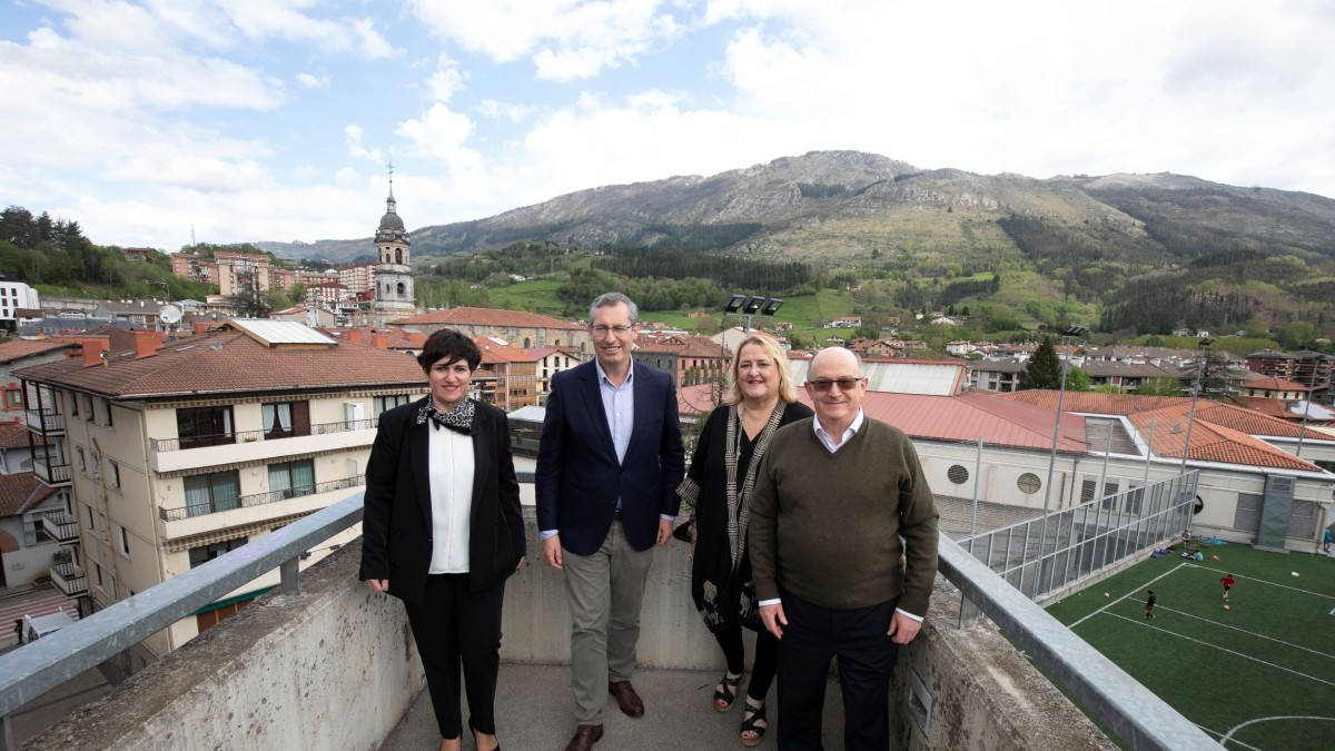  Las infraestructuras y el euskera son la principal preocupación de los y las azkoitiarras