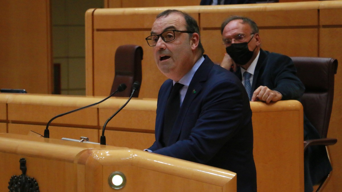 Luke Uribe-Etxebarria defiende la participación de las naciones europeas sin Estado, como Euskadi, en la Unión Europea